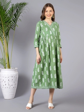 欧美孕妇装美女写真图片